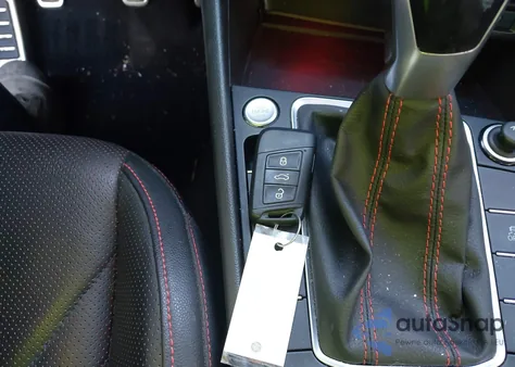 2022 Volkswagen Jetta Gli 2.0T Autobahn z USA, uszkodzony, nr VIN 3VW1T7BU4NM015204